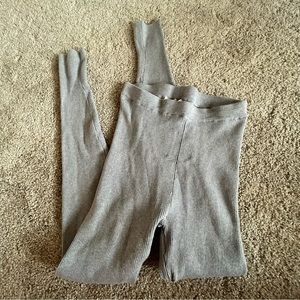 Victoria’s Secret - Women’s (M) Grey Ribbed Legging